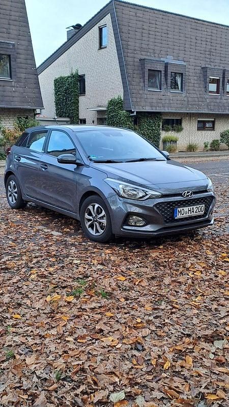 Gebraucht 2020 Hyundai i20 Active Kleinwagen | 12.900 € (Guter Preis) - Bild 1/4