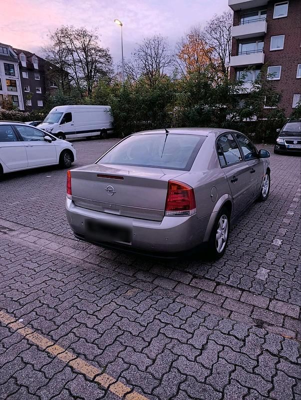 Beige Gebraucht 2003 Opel Vectra Limousine | 1.200 € (Guter Preis) - Bild 1/4