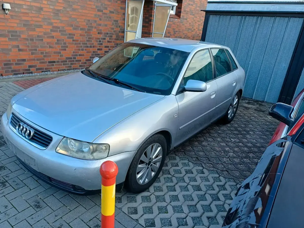Occasion Audi A3 101 ch (74 kW) 2000 Argent Citadine