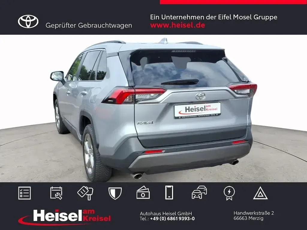 Gebraucht Toyota RAV4 Team 175 PS (128 kW) 2020 Lichtsilber metallic SUV