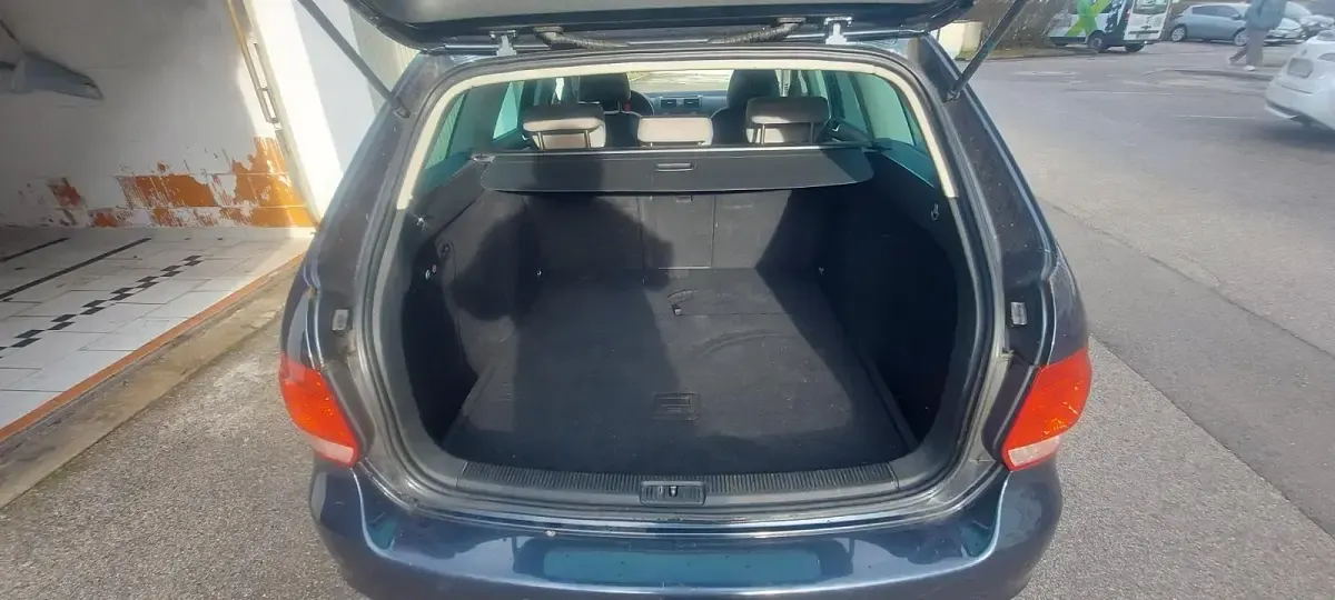Gebraucht VW Golf V 140 PS (102 kW) 2008 Blau Kleinwagen