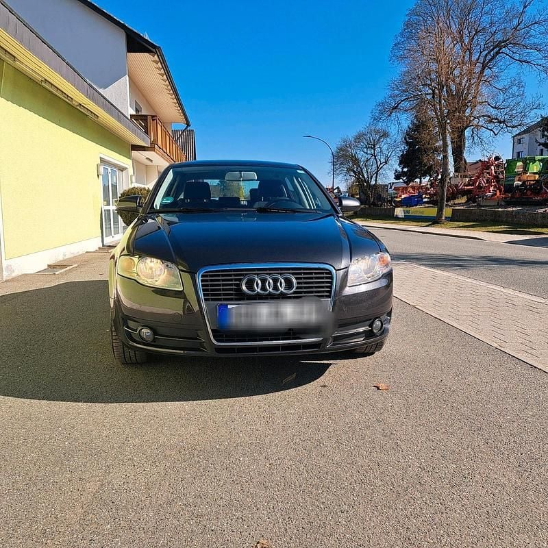 Gebraucht Audi A4 131 PS (96 kW) 2007 Grau Limousine