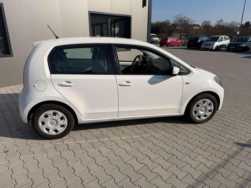 Gebraucht Seat Mii Chic 60 PS (44 kW) 2019 Weiß Kleinwagen