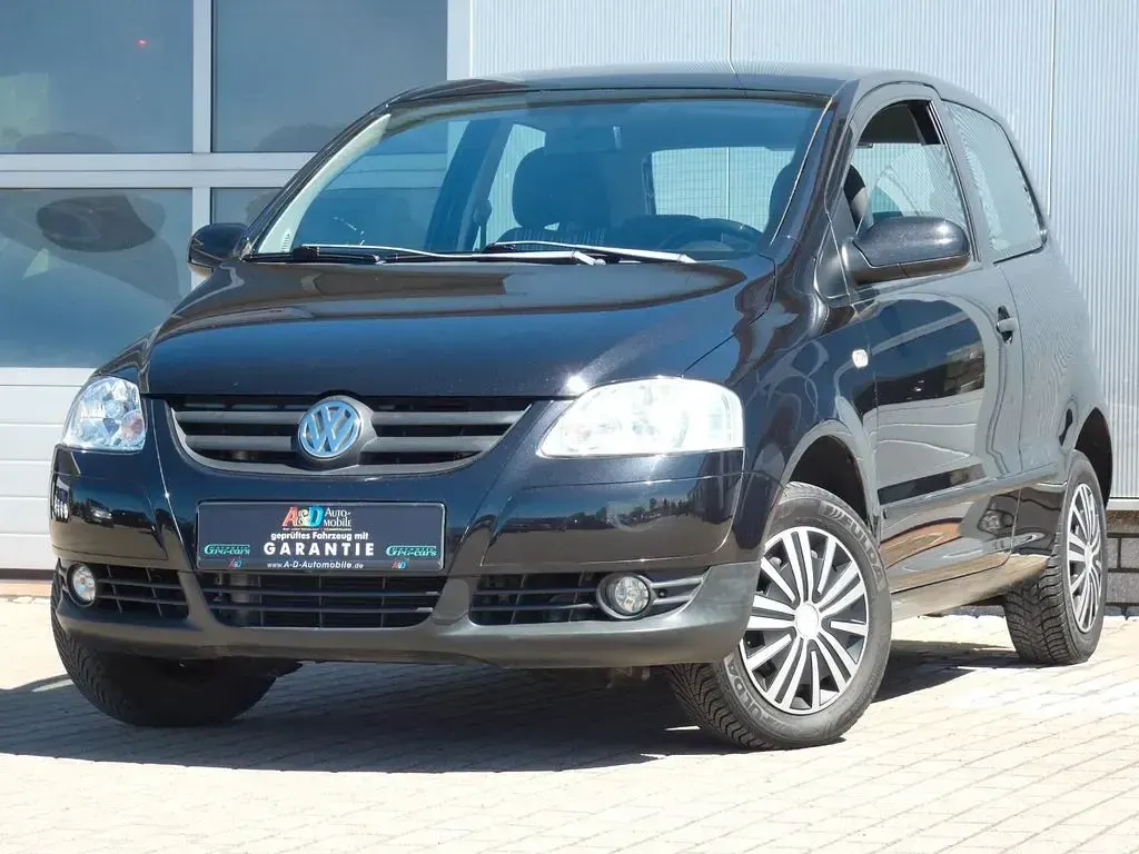 Gebraucht VW Fox Basis 75 PS (55 kW) 2006 Schwarz Kleinwagen