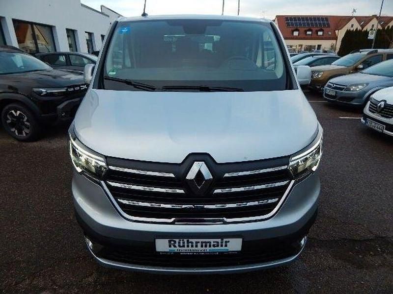 Gebraucht Renault Trafic Life 170 PS (125 kW) 2024 Grau Van / Kleinbus