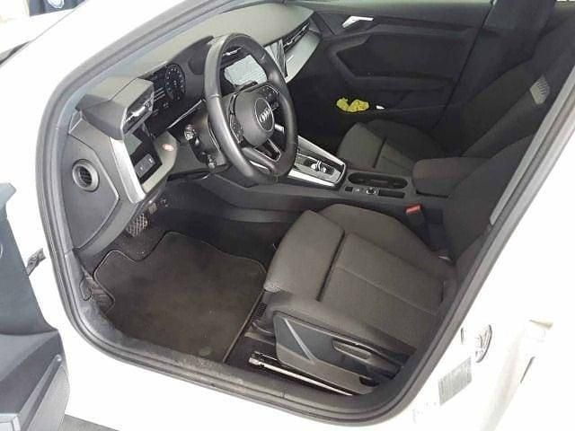 Gebraucht Audi A3 Business 150 PS (110 kW) 2022 Gletscherweiß metallic Limousine