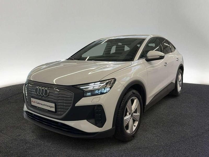 Gebraucht Audi Q4 e-tron 150 kW (204 PS) 2022 2y gletscherweiß metallic SUV