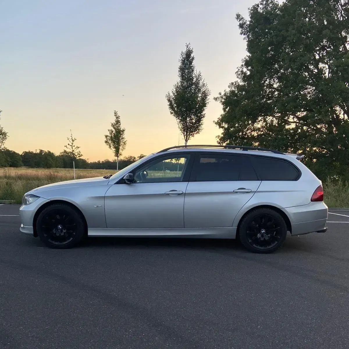 Gebraucht BMW 325 Sport Line 218 PS (160 kW) 2006 Silber Kombi