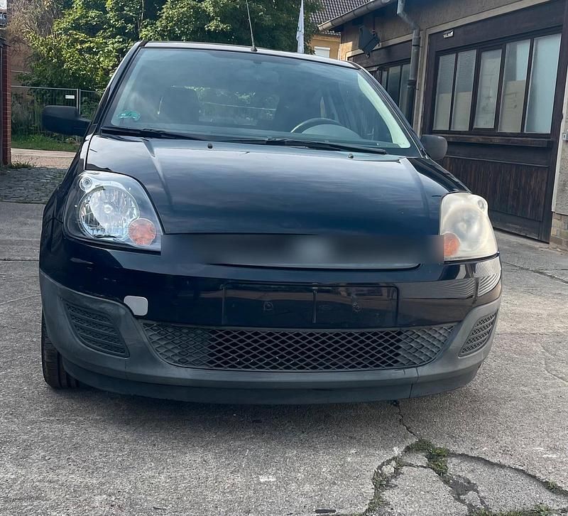 Blau Gebraucht 2006 Ford Fiesta Kleinwagen | 650 € (Superpreis) - Bild 1/4