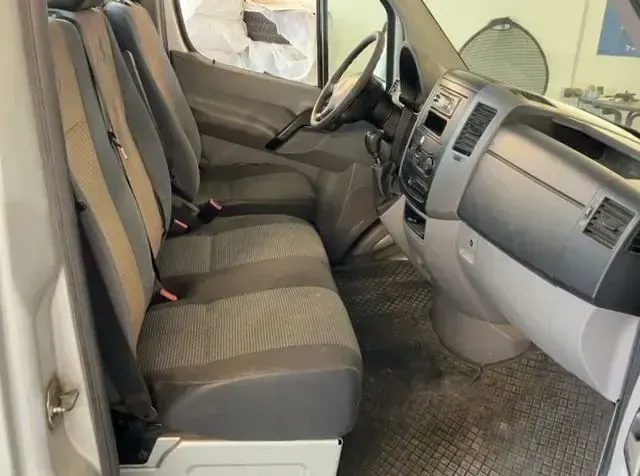 Gebraucht Mercedes Sprinter 129 PS (94 kW) 2009 Silber (brillantsilber)