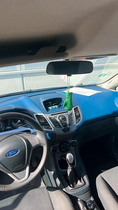 Gebraucht Ford Fiesta 60 PS (44 kW) 2009 Blau Kleinwagen