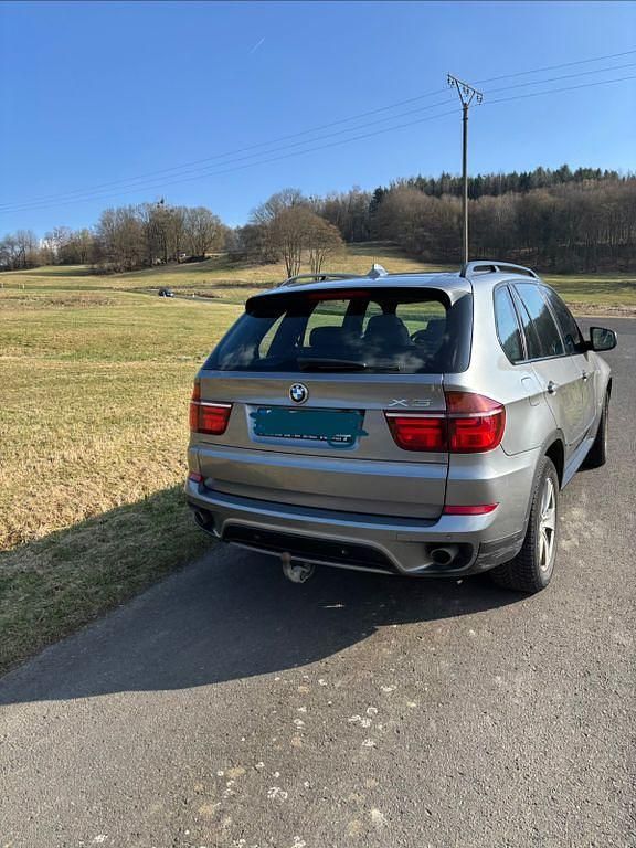Gebraucht BMW X5 245 PS (180 kW) 2011 Grau SUV