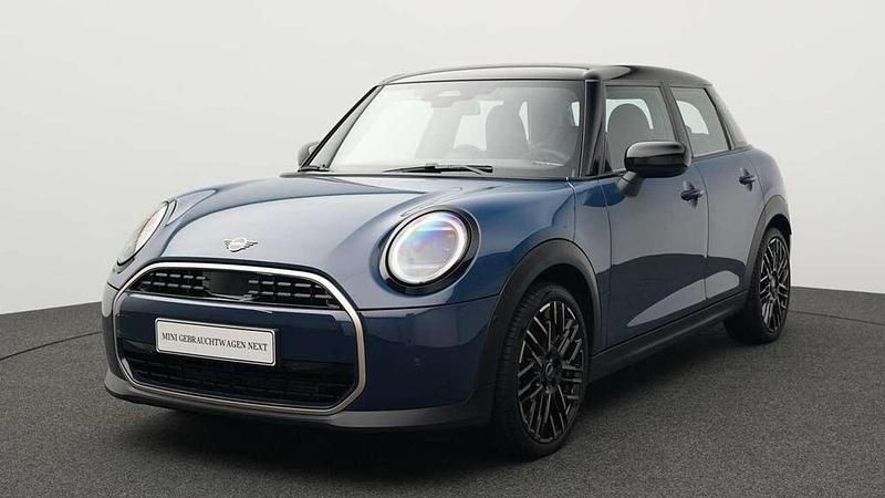 Blau Gebraucht 2024 Mini Cooper Favoured Kleinwagen | 28.754 € (Fairer Preis) - Bild 1/4