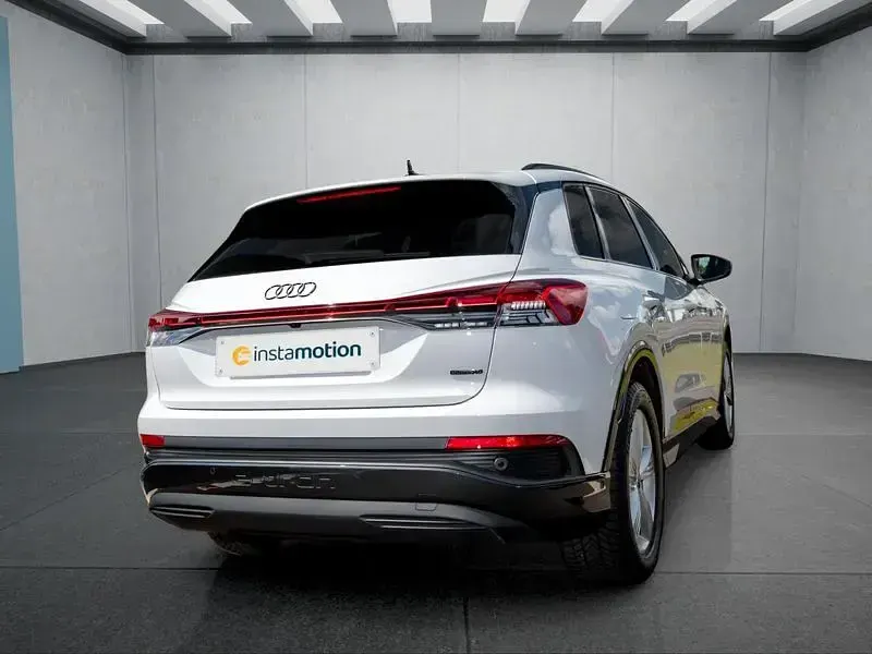 Używany Audi Q4 e-tron 210 kW (286 KM) 2025 Biały SUV