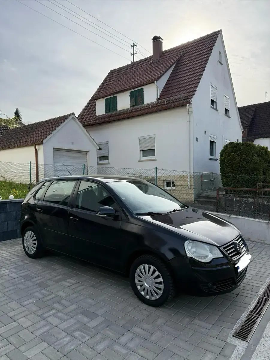 Gebraucht VW Polo 64 PS (47 kW) 2005 Schwarz Kleinwagen