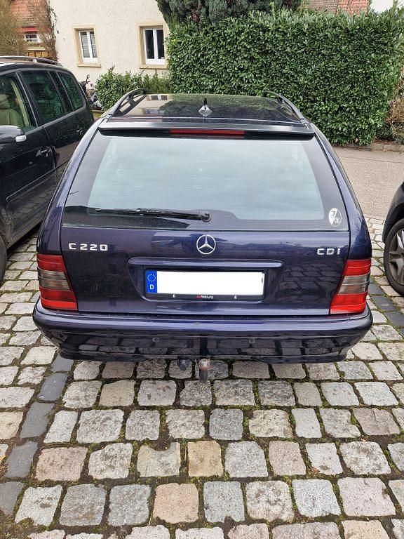 Gebraucht Mercedes C220 125 PS (91 kW) 2000 Blau Limousine