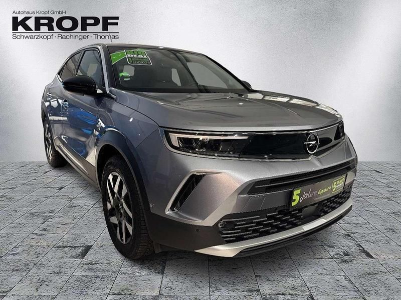 Gebraucht Opel Mokka Elegance 131 PS (96 kW) 2023 Kontrast grau/quarz silber SUV