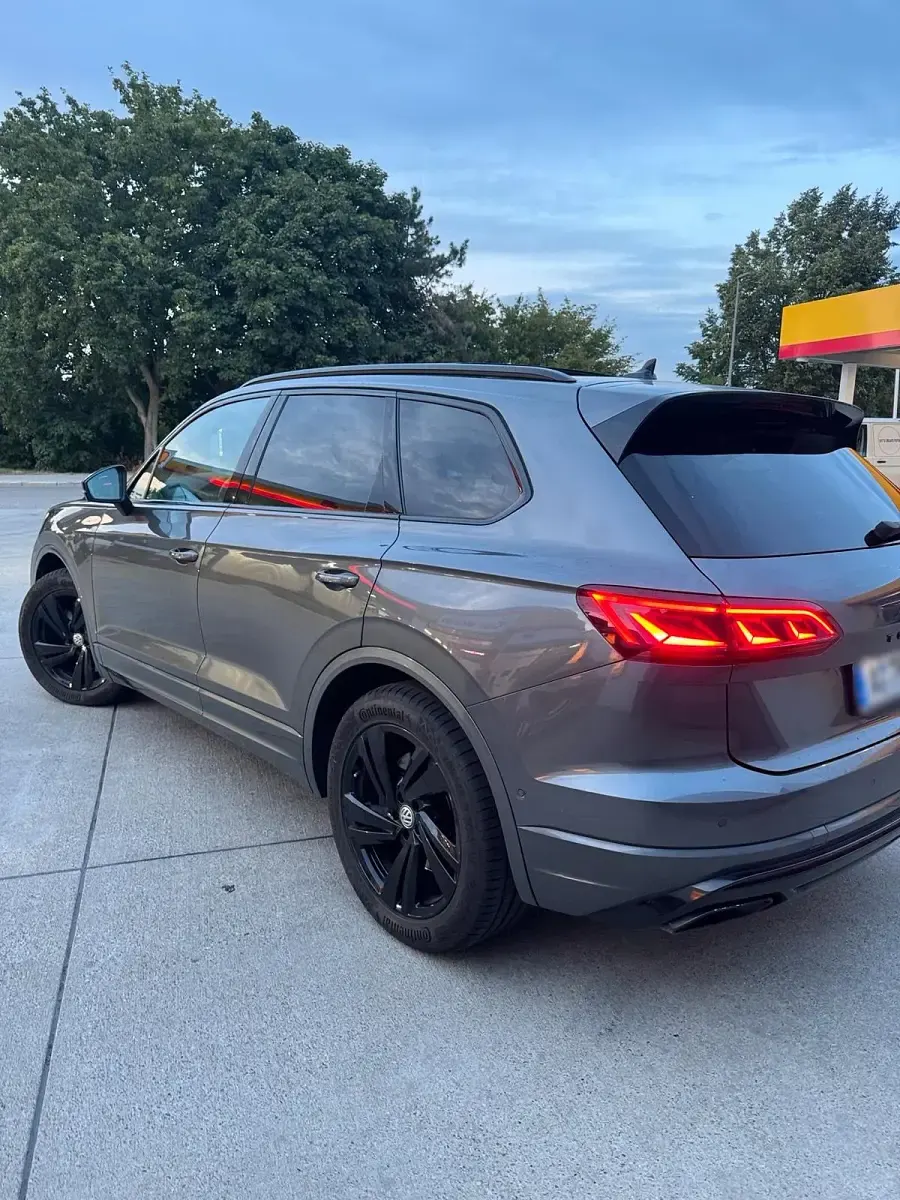Gebraucht VW Touareg 421 PS (309 kW) 2019 Grau SUV