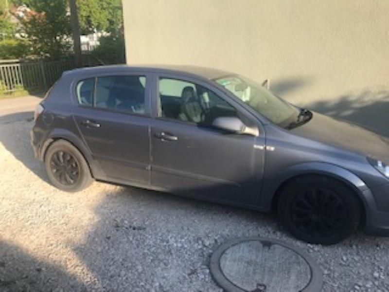 Gebraucht Opel Astra 102 PS (75 kW) 2006 Limousine