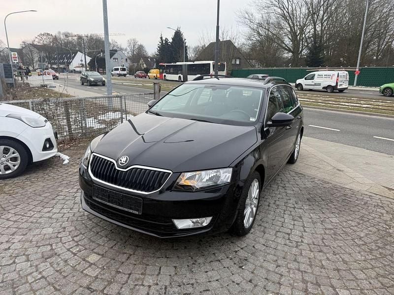 Gebraucht Skoda Octavia Active 110 PS (80 kW) 2016 Schwarz Kleinwagen