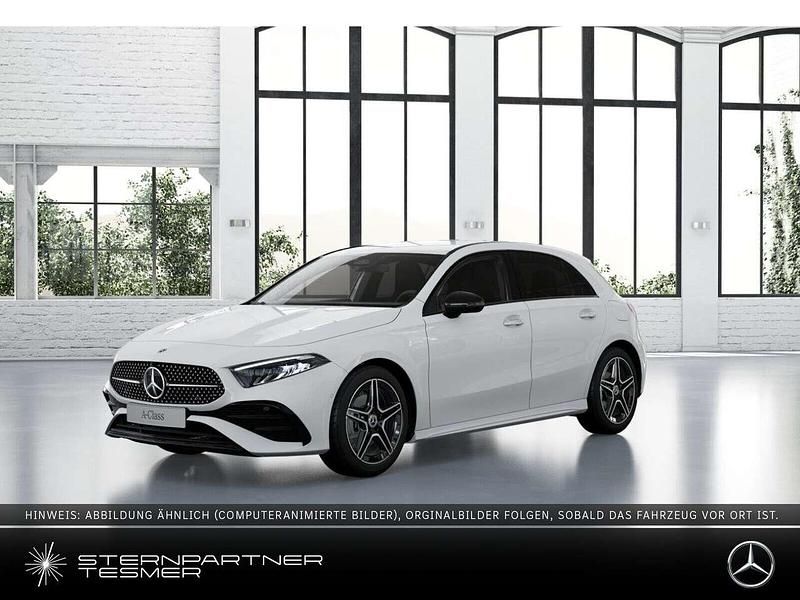 Weiß Gebraucht 2025 Mercedes A200 AMG Limousine | 33.950 € (Fairer Preis) - Bild 1/4