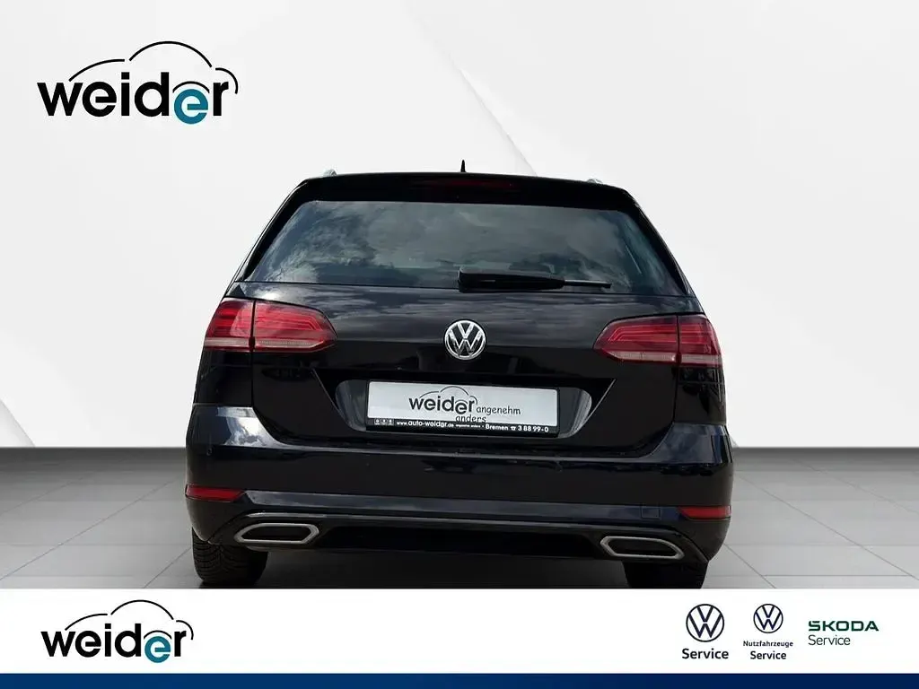 Gebraucht VW Golf VII Comfortline 150 PS (110 kW) 2019 Schwarz Limousine
