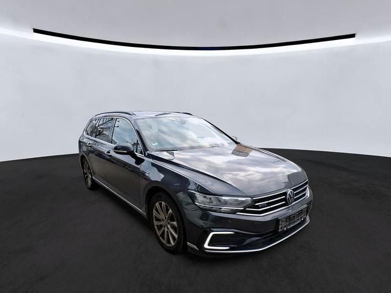 Gebraucht VW Passat GTE 218 PS (160 kW) 2022 Grau Kombi