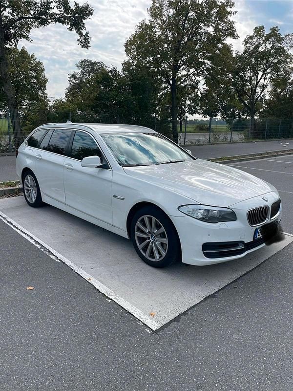 Weiß Gebraucht 2012 BMW 520 Kombi | 8.200 € (Superpreis) - Bild 1/4