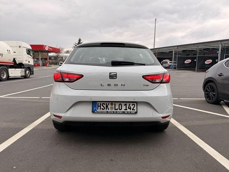 Gebraucht Seat Leon 105 PS (77 kW) 2014 Weiß Limousine