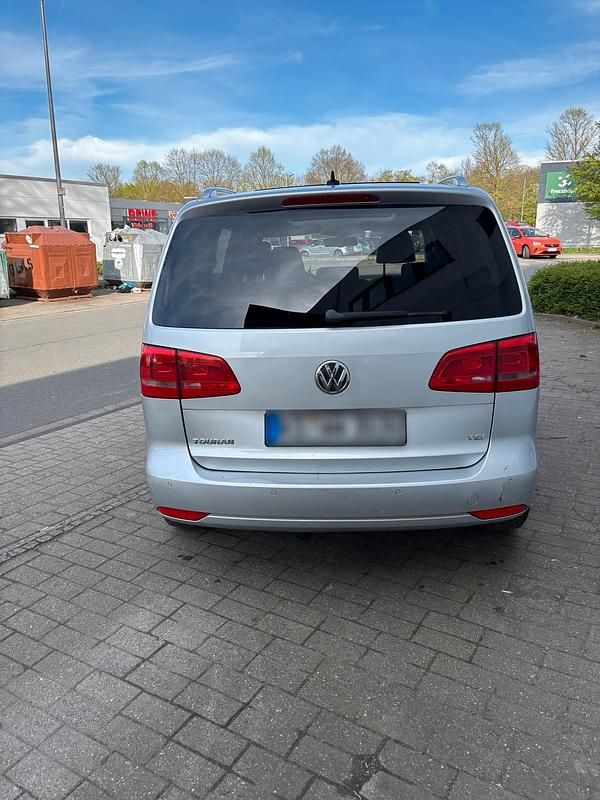 Gebraucht VW Touran 160 PS (117 kW) 2012 Silber Van / Kleinbus