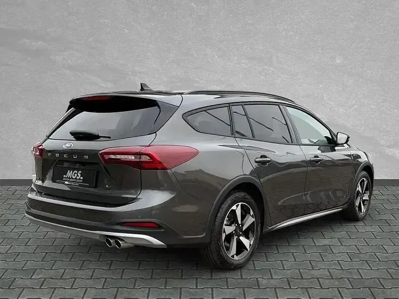 Ny Ford Focus Active 2026 Grå
