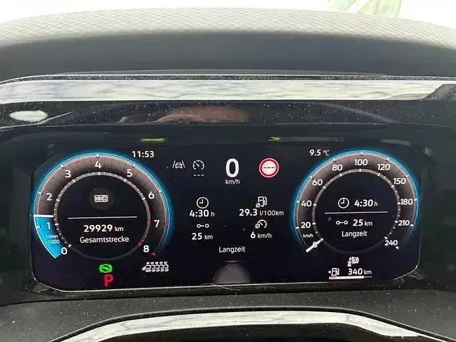 Gebraucht VW T7 204 PS (150 kW) 2024 Silber Van