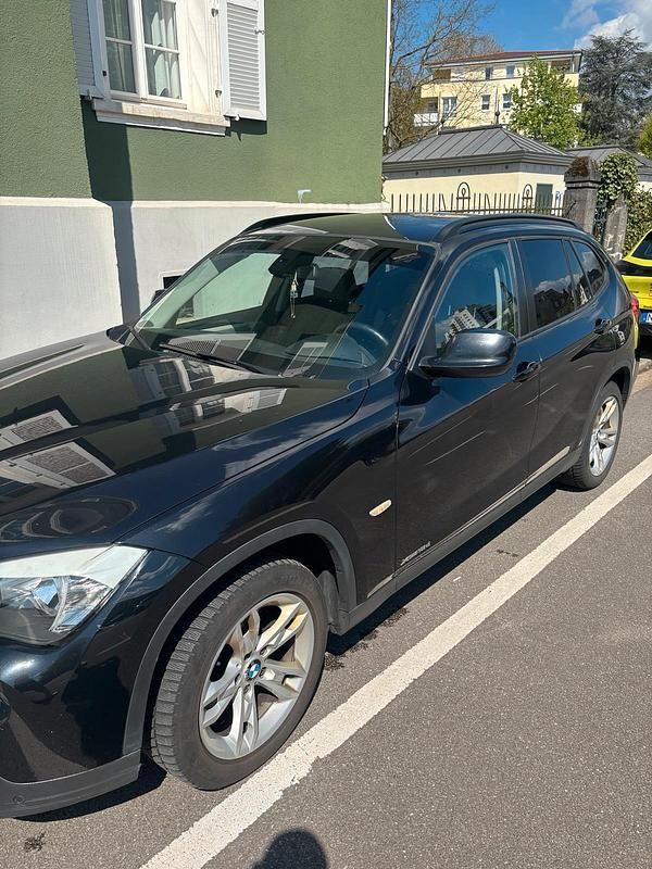 Gebraucht BMW X1 143 PS (105 kW) 2010 Schwarz SUV