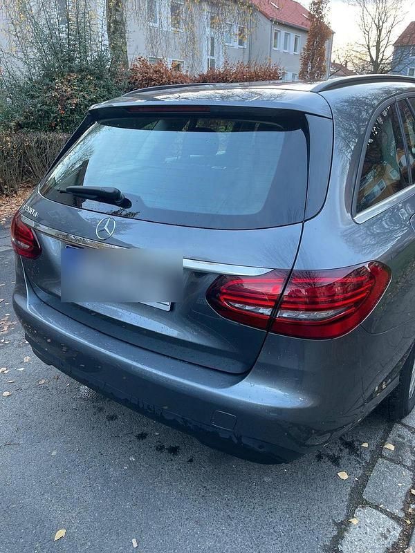 Gebraucht Mercedes C200 150 PS (110 kW) 2019 Grau Kombi