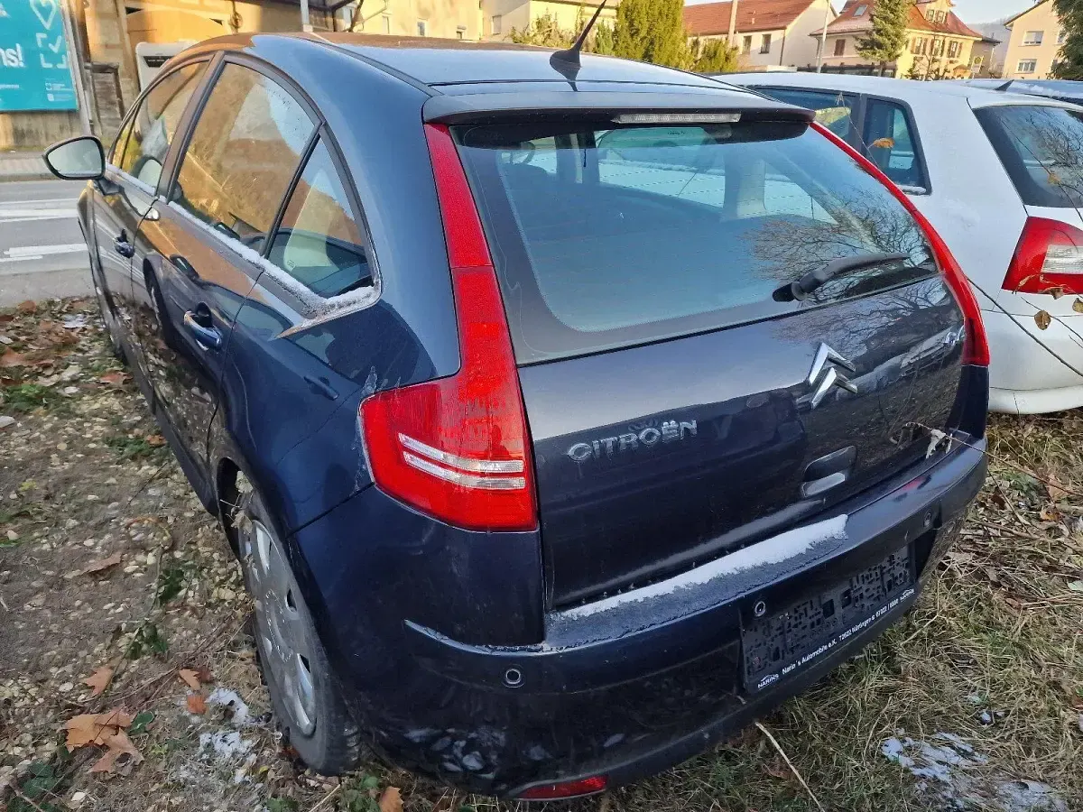 Gebraucht Citroën C4 Tonic 109 PS (80 kW) 2010 Schwarz Limousine