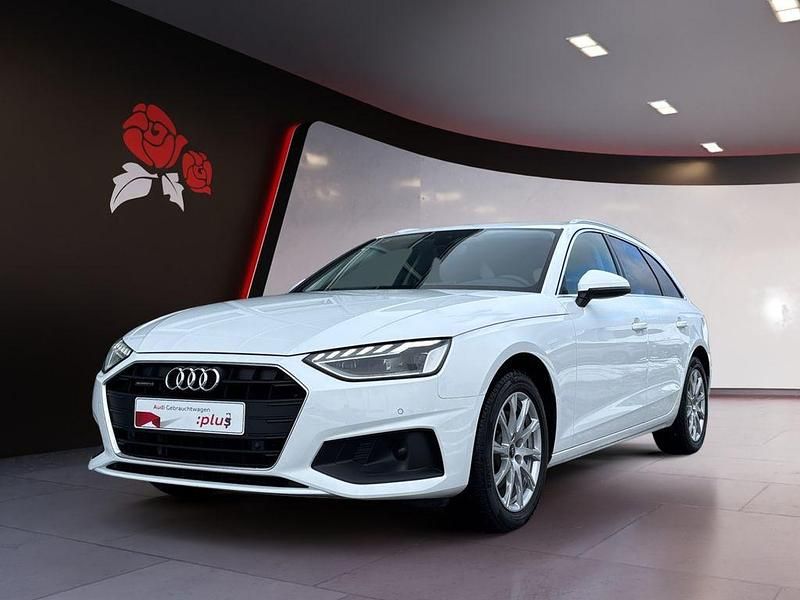 Gebraucht Audi A4 Sport 204 PS (150 kW) 2022 Ibisweiss Kombi