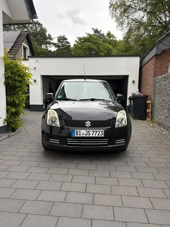 Gebraucht Suzuki Swift 92 PS (67 kW) 2007 Schwarz Kleinwagen