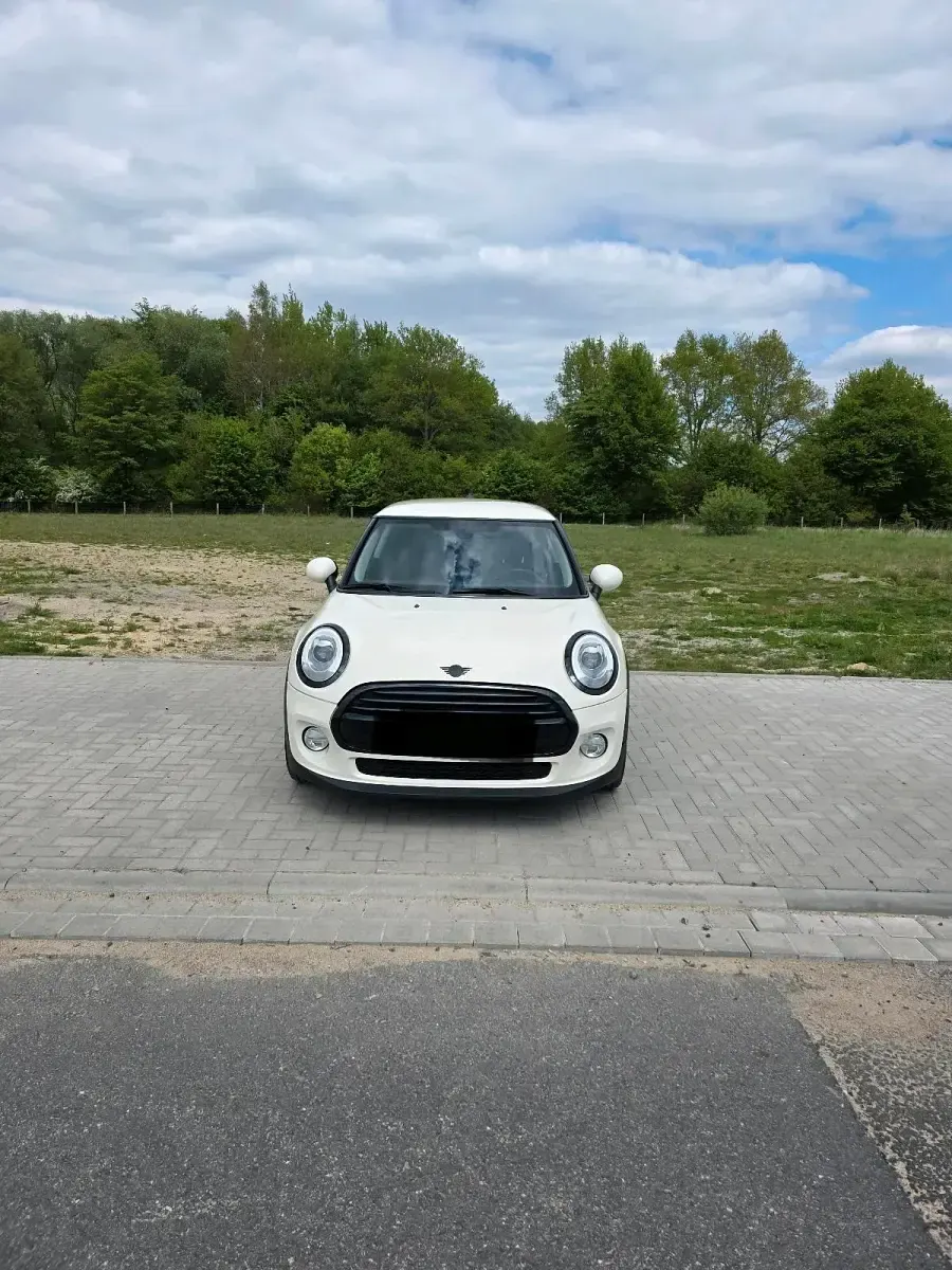 Occasion Mini Cooper D 2017 Beige Hatchback