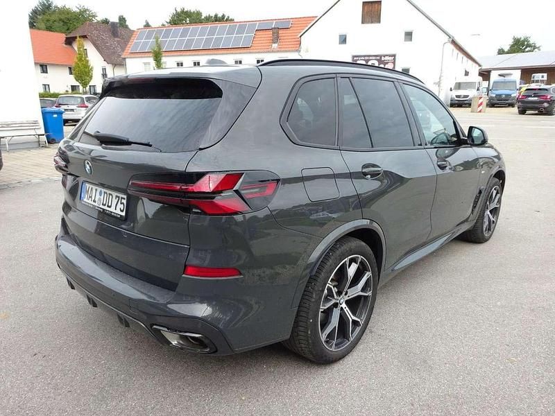 Gebraucht BMW X5 M Sport 286 PS (210 kW) 2023 Dravitgrau SUV