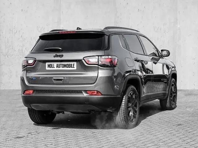 Gebraucht Jeep Compass Limited 241 PS (177 kW) 2022 Grau SUV