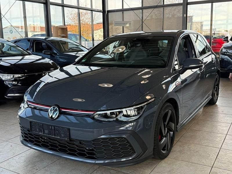 Grau Gebraucht 2021 VW Golf VIII GTI Limousine | 26.780 € (Guter Preis) - Bild 1/4