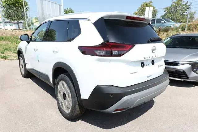 Neu Nissan X-Trail N-Connecta 158 PS (116 kW) 2026 Pearl white perleffekt pearl white perleffekt SUV