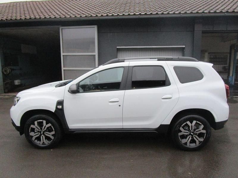 Gebraucht Dacia Duster Journey 150 PS (110 kW) 2023 Weiß SUV