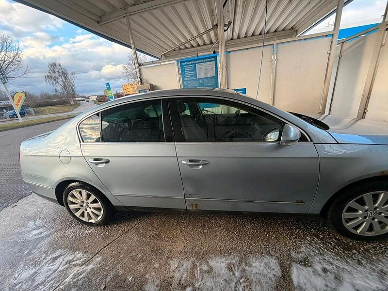 Gebraucht VW Passat 170 PS (125 kW) 2006 Silber Limousine