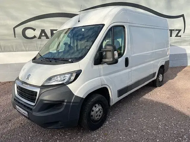 Gebraucht Peugeot Boxer 131 PS (96 kW) 2017 Weiß Van