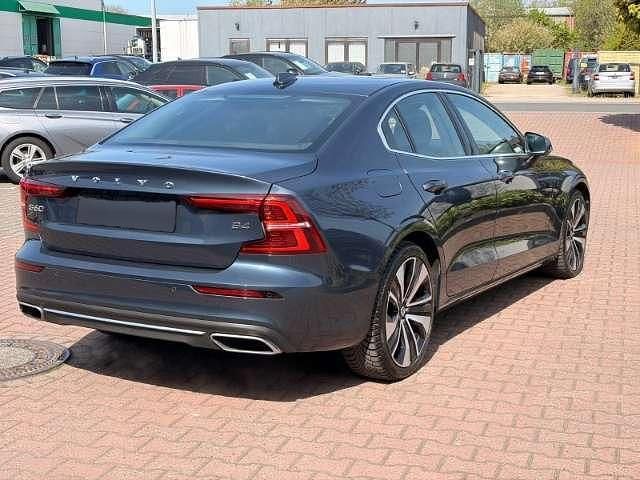 Gebraucht Volvo S60 Inscription 197 PS (144 kW) 2021 Blau metallic Limousine