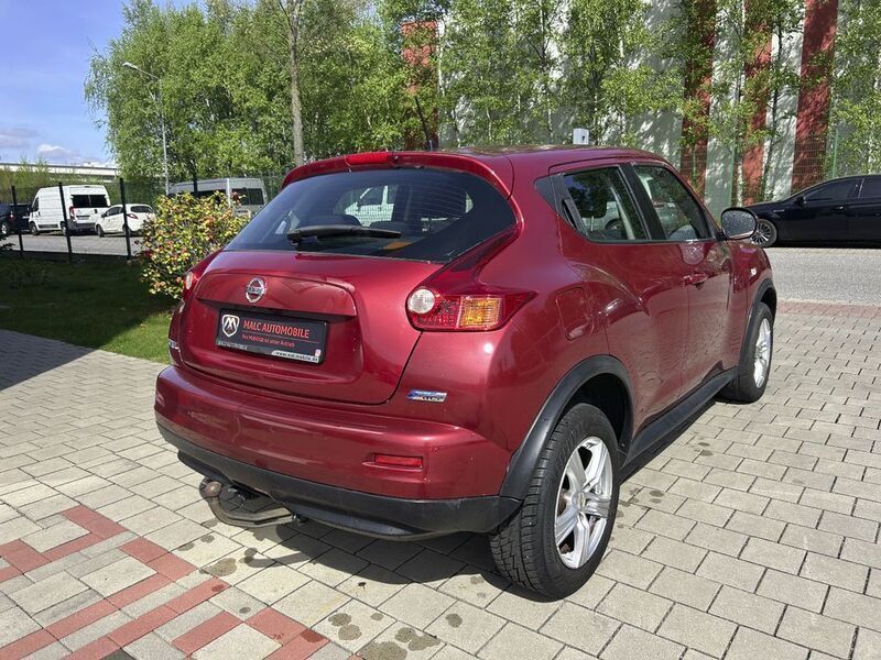 Gebraucht Nissan Juke Acenta 110 PS (80 kW) 2011 Rot SUV
