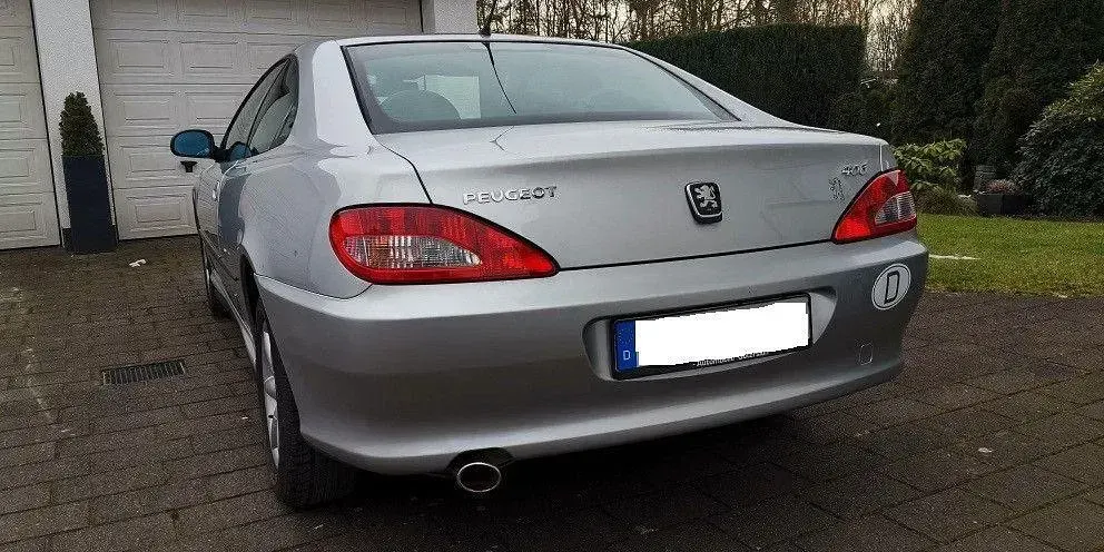 Gebraucht Peugeot 406 Coupe 132 PS (97 kW) 1998 Silber Coupé