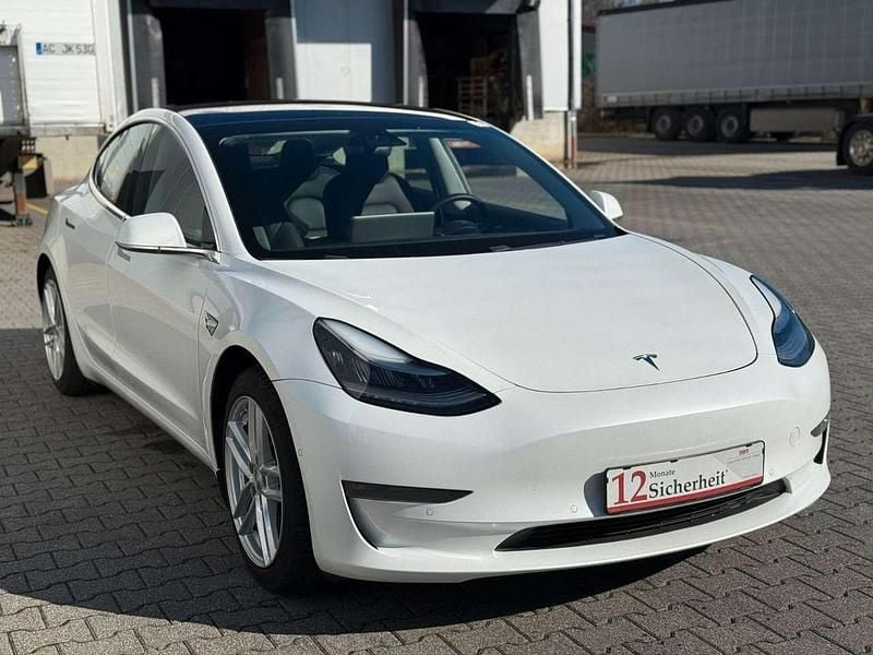 Gebraucht Tesla Model 3 324 kW (441 PS) 2020 Weiß Limousine