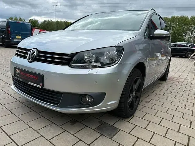 Gebraucht VW Touran 140 PS (102 kW) 2015 Silber Van / Kleinbus